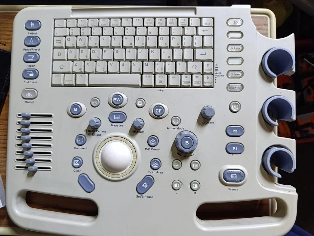 Key Board Assembly for GE LOGIQ P5 with Track Ball Part# 5175899-2